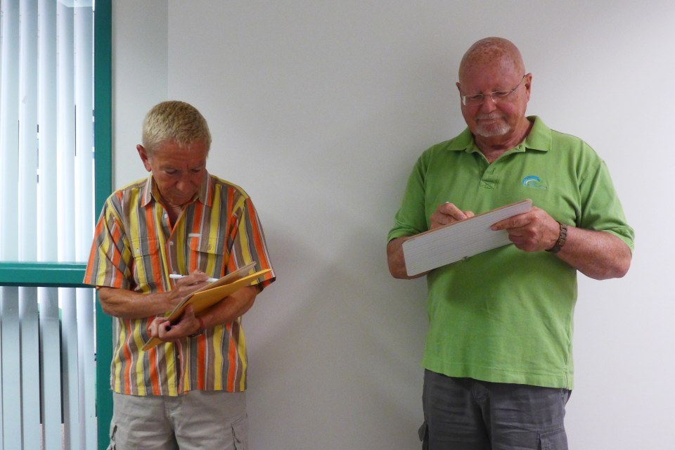 Delaware couple 10 thinking - use!