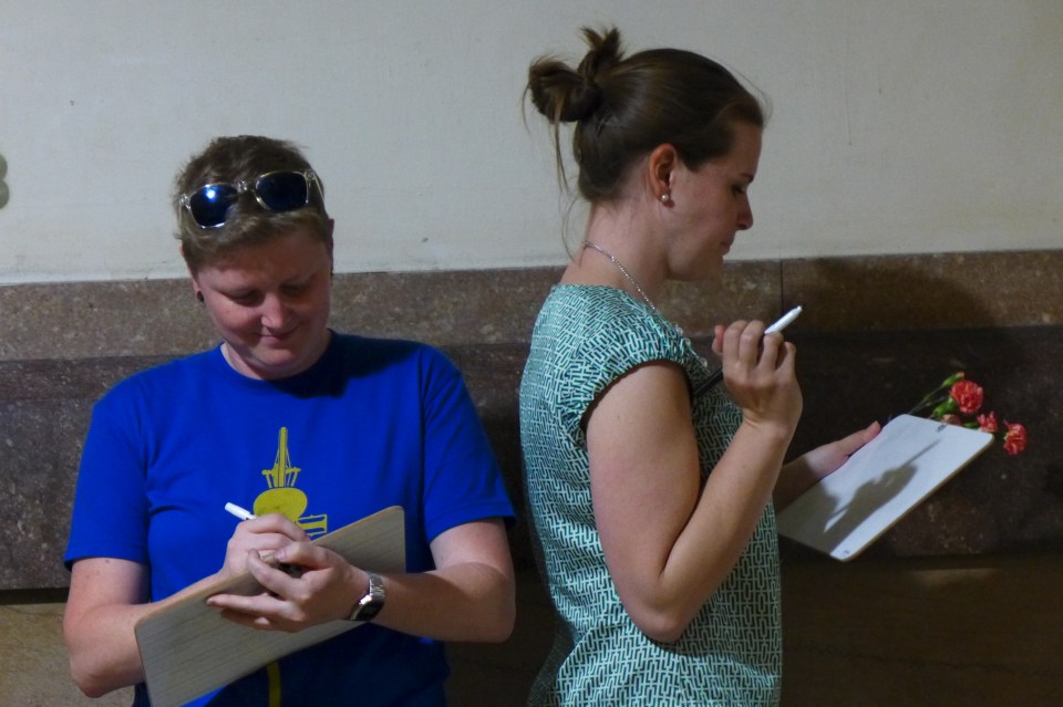 Philadelphia Corey Jessica (Jessica turns away)